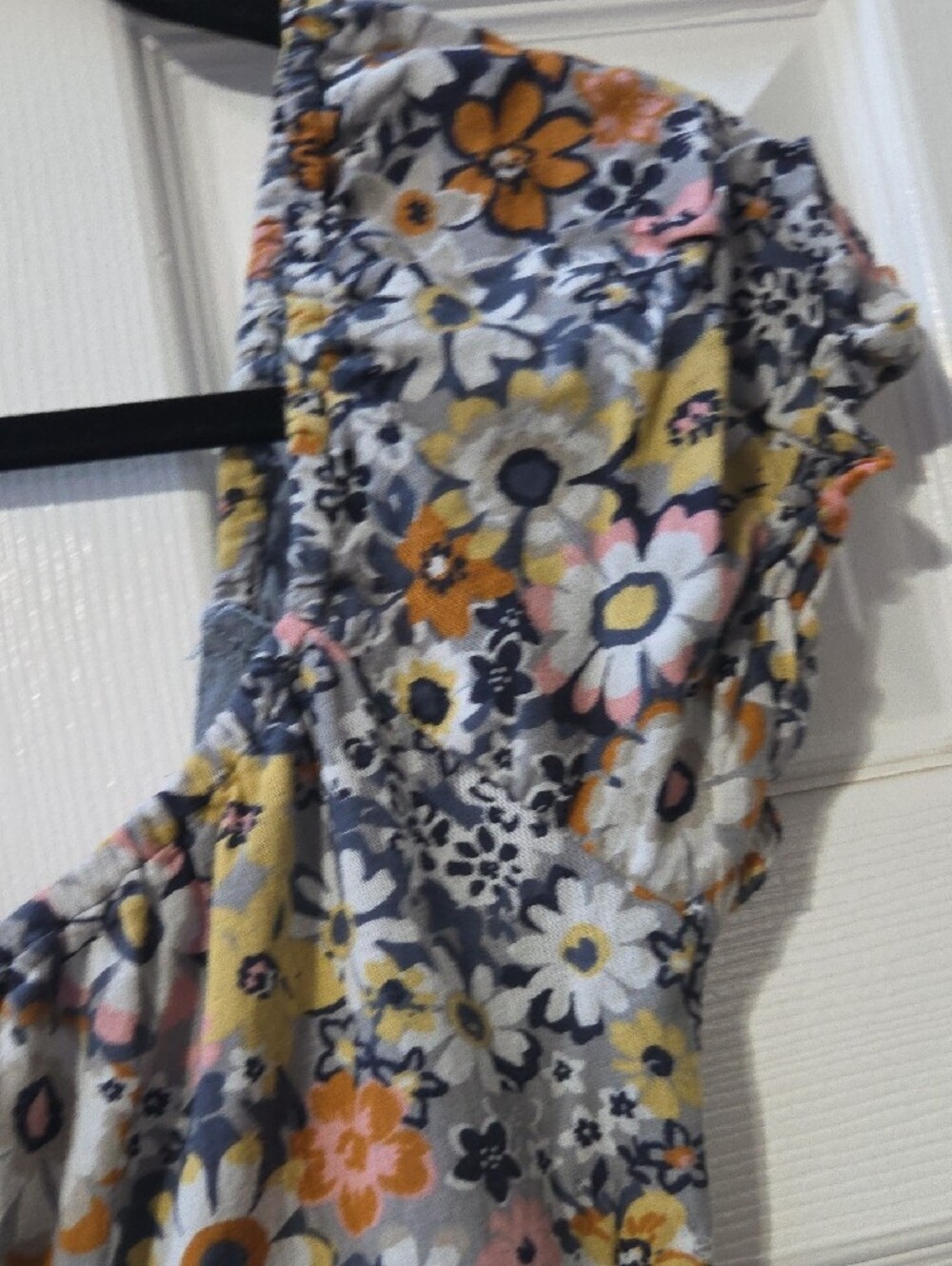 American Eagle Outfitters Floral Mini Dress in Gray, Yellow, Pink - Picture 5 of 9